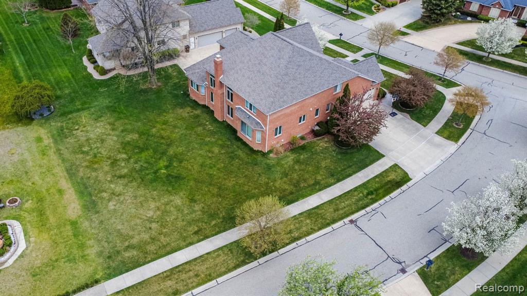49759 Lakebridge Drive, Shelby Twp, MI 48315 — Photo 67