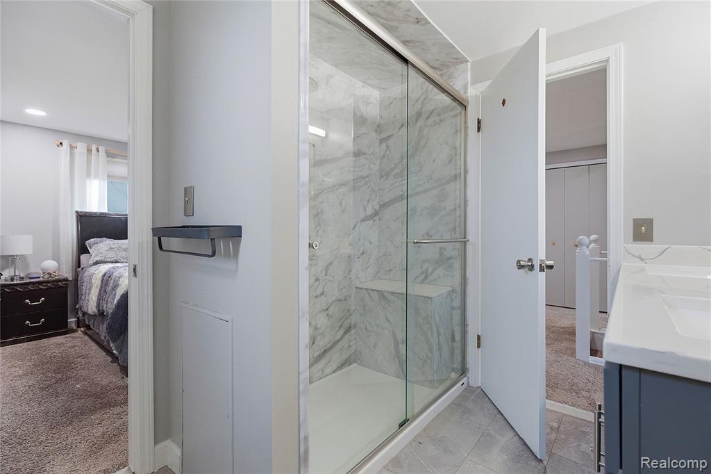 41383 Justin Drive, Clinton Twp, MI 48038 — Photo 22