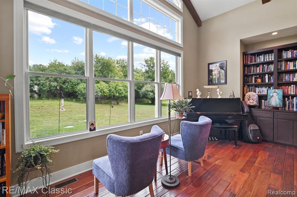 5314 WALNUT CREEK Lane, Ann Arbor, MI 48105 — Photo 12