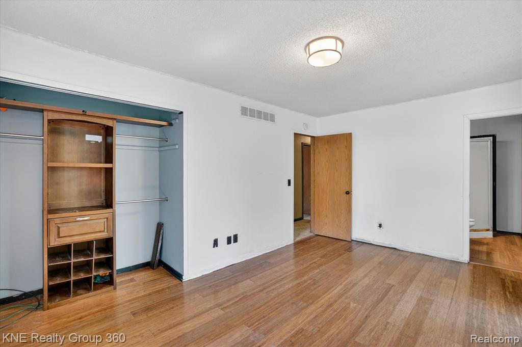 751 Maury Place, Howell, MI 48843 — Photo 19