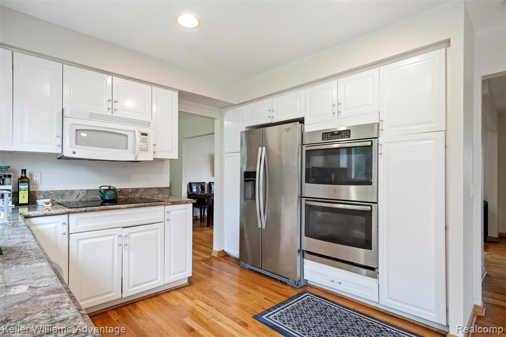 5016 Patrick Road, West Bloomfield, MI — Photo 15