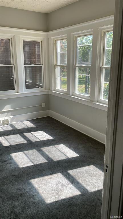 7633 Woodrow Wilson Street, Detroit, MI 48206 — Photo 26