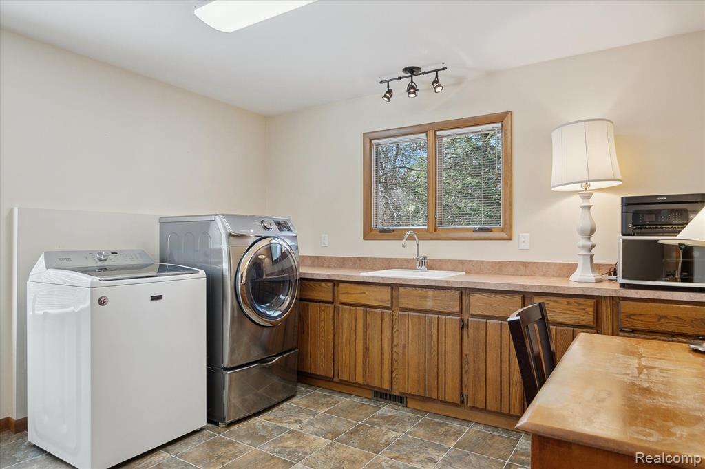 5836 DUTCH HILL Drive, Ann Arbor, MI 48105 — Photo 33