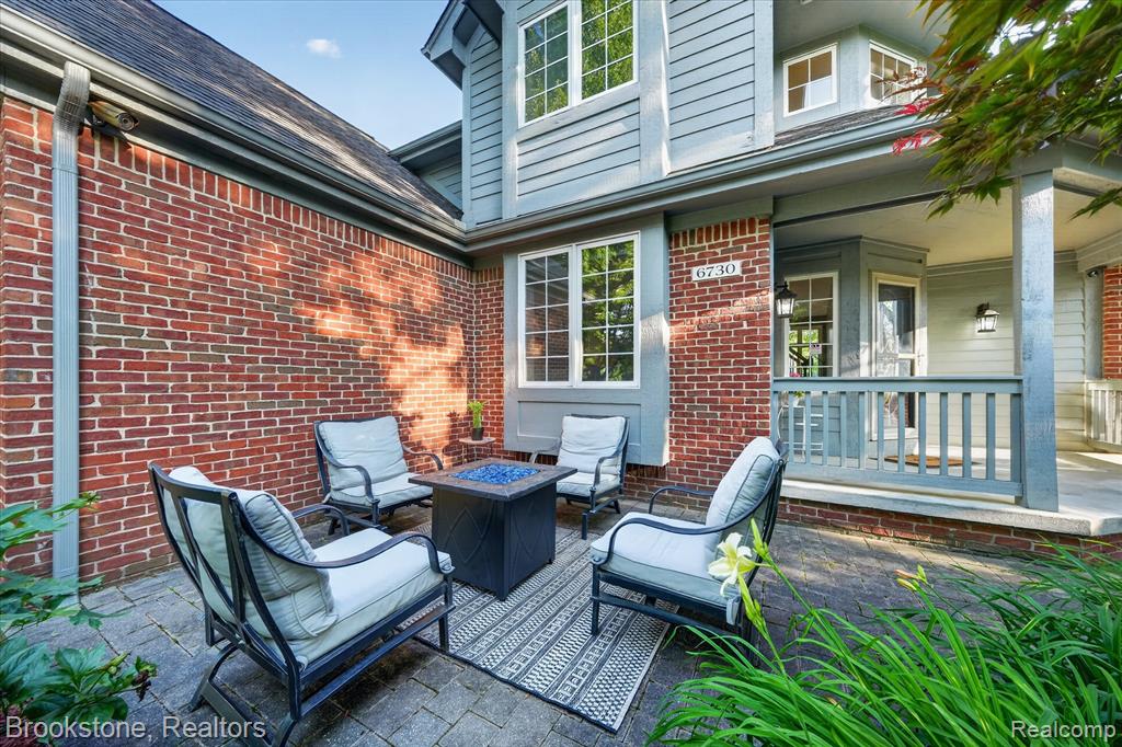 6730 Longhurst Drive, Clarkston, MI — Photo 2