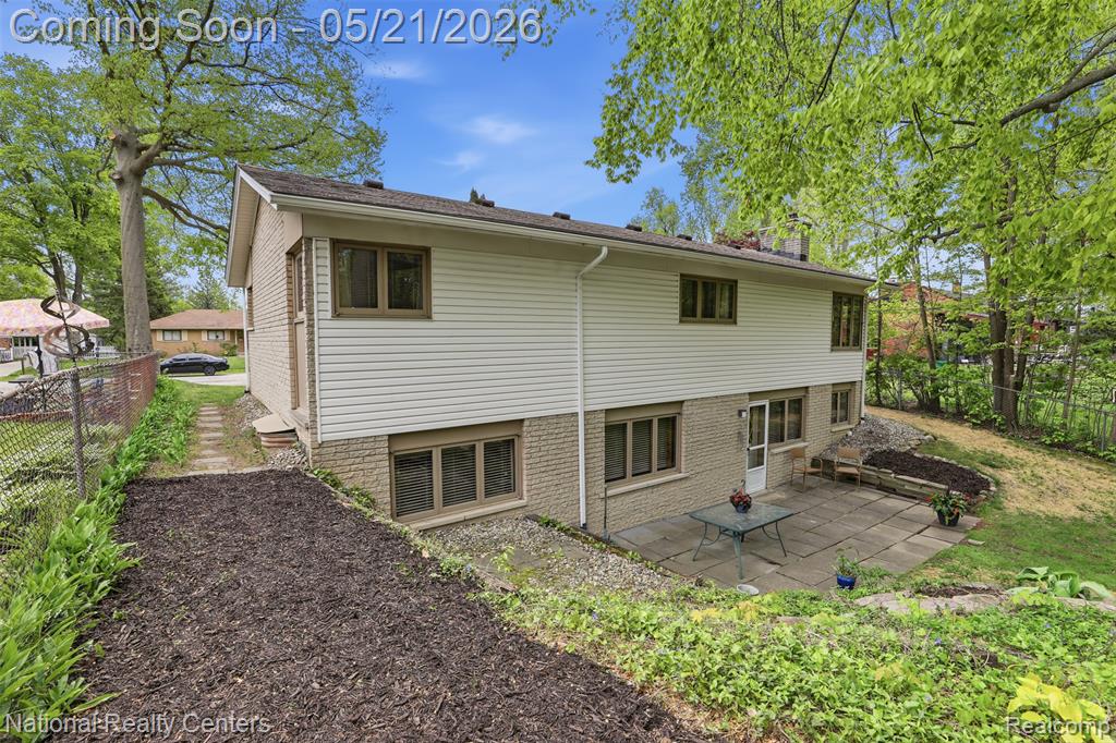 16607 Macarthur, Redford, MI 48240 — Photo 46