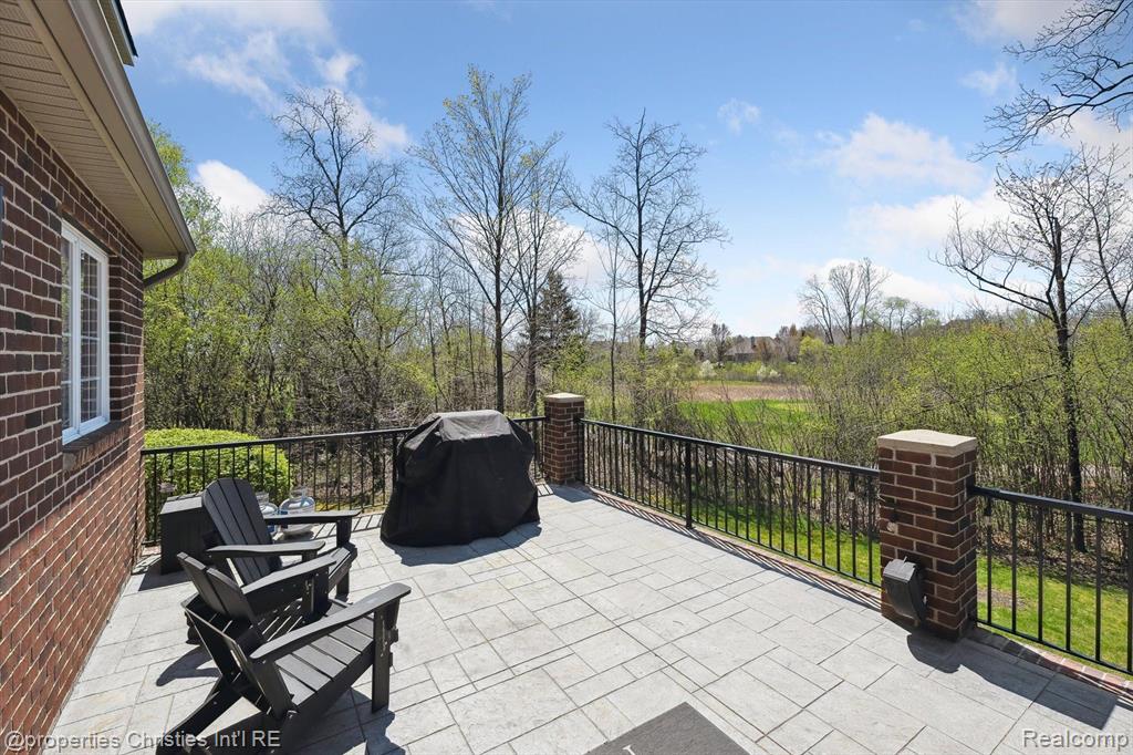 45933 TOURNAMENT Drive, Northville, MI 48168 — Photo 67