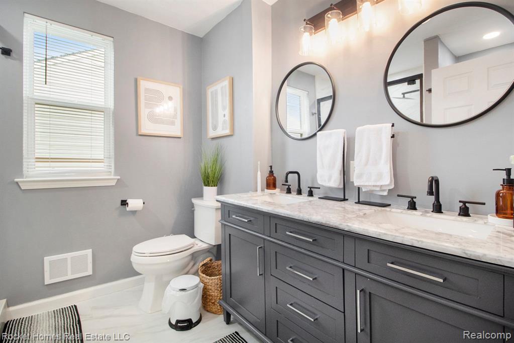 7634 Berwick Drive, Ypsilanti, MI 48197 — Photo 16