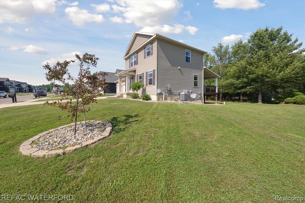 5200 Autumn Kirsten Drive, Fowlerville, MI 48836 — Photo 2