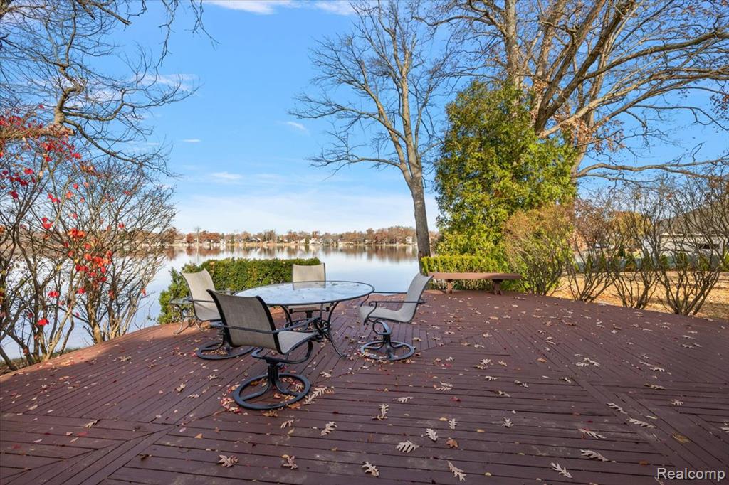 9492 Roundlake Boulevard, White Lake, MI — Photo 33