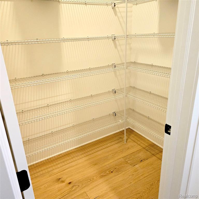 50829 Mistwood Drive, Macomb, MI 48042 — Photo 15