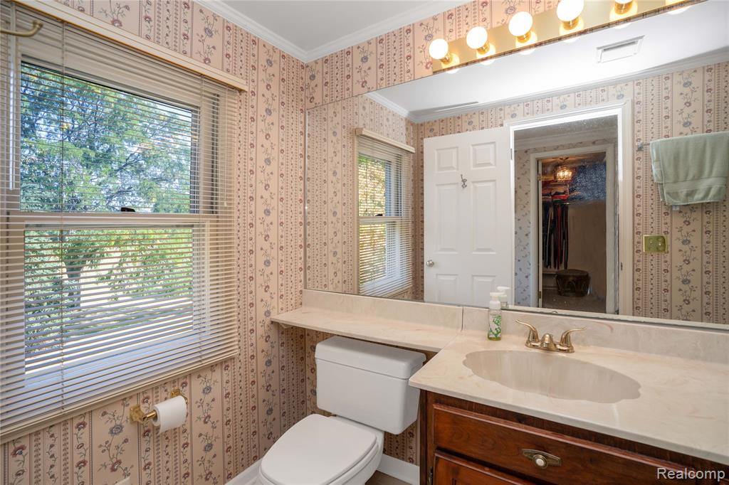 4123 Chimney Point Drive, Bloomfield Hills, MI 48302 — Photo 29