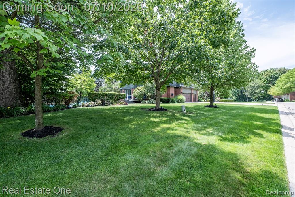 4488 Philip, Commerce Twp, MI 48382 — Photo 65