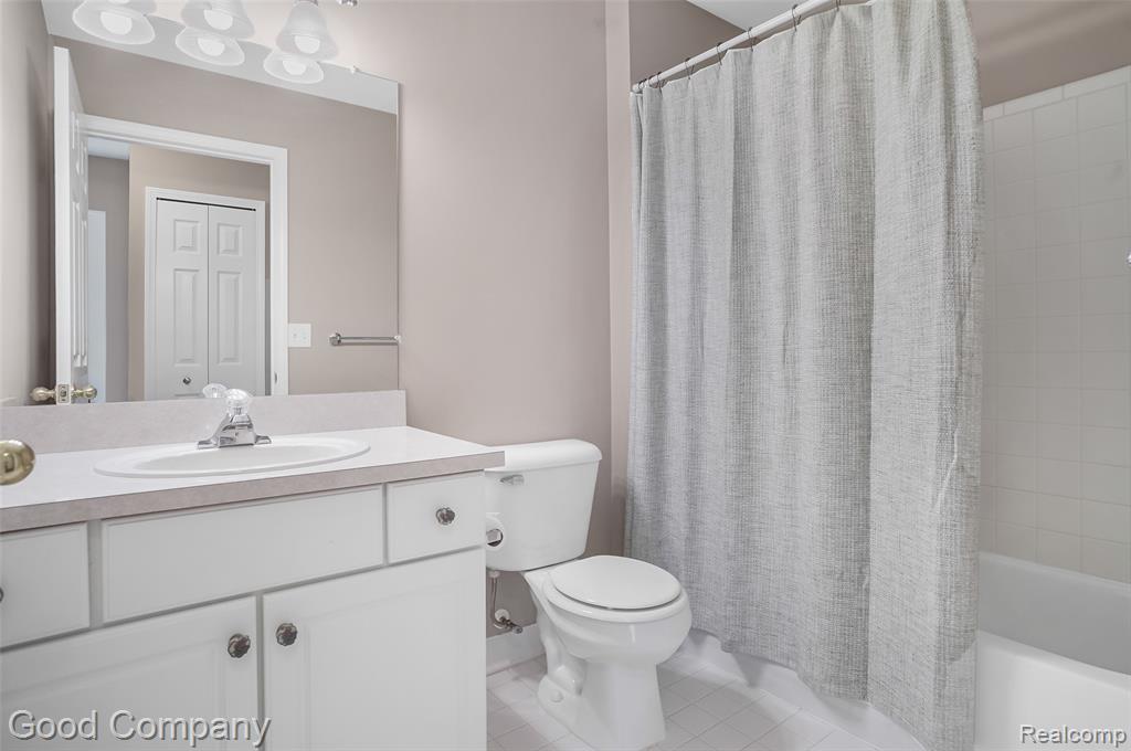 4158 Paisley, Sterling Heights, MI 48314 — Photo 24