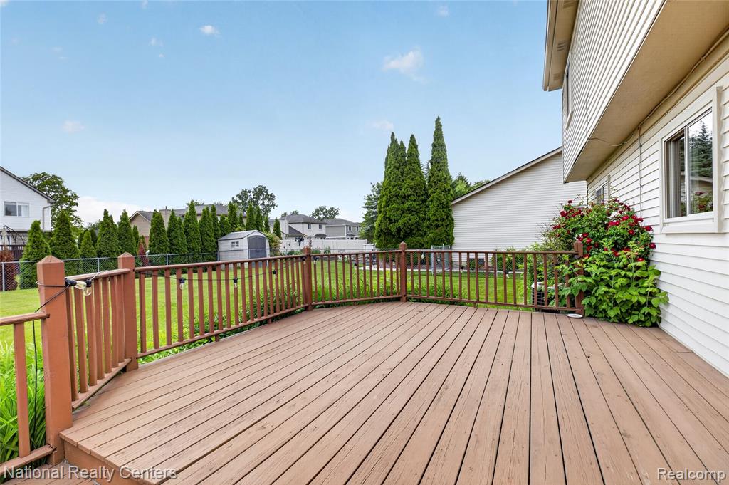 41531 Simcoe Drive, Canton, MI 48188 — Photo 45