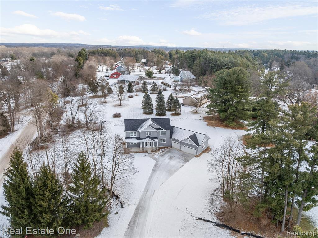 8527 Mystic Pines Court, Pinckney, MI 48169 — Photo 33