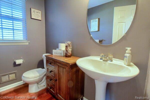 43807 S TIMBERVIEW Drive, Belleville, MI 48111 — Photo 19