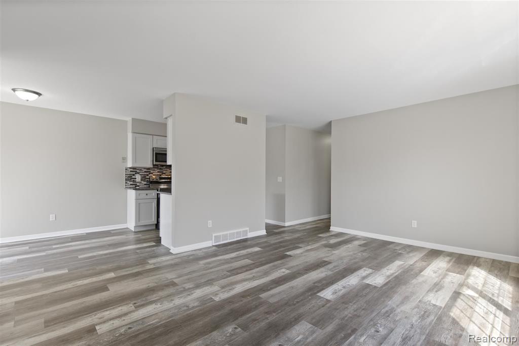 68405 ROSEWOOD Lane, Richmond, MI 48062 — Photo 3