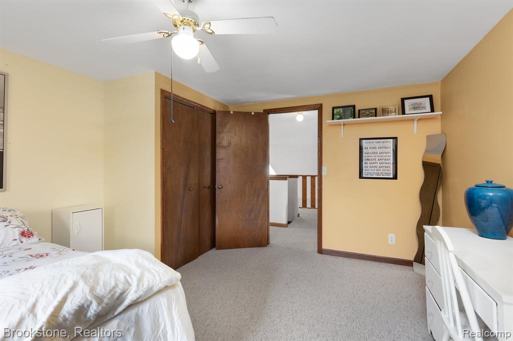 4121 CRYSTAL Street, West Bloomfield, MI 48323 — Photo 24