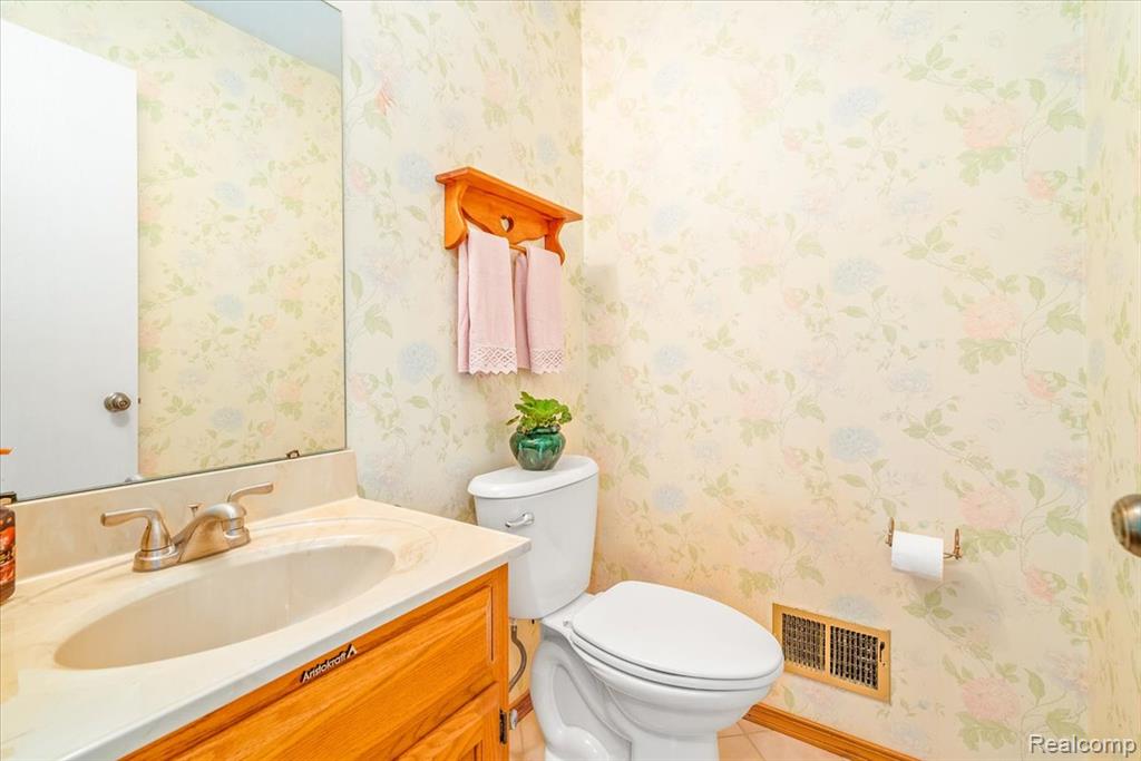 6877 Pittsford Street, Canton, MI 48187 — Photo 46