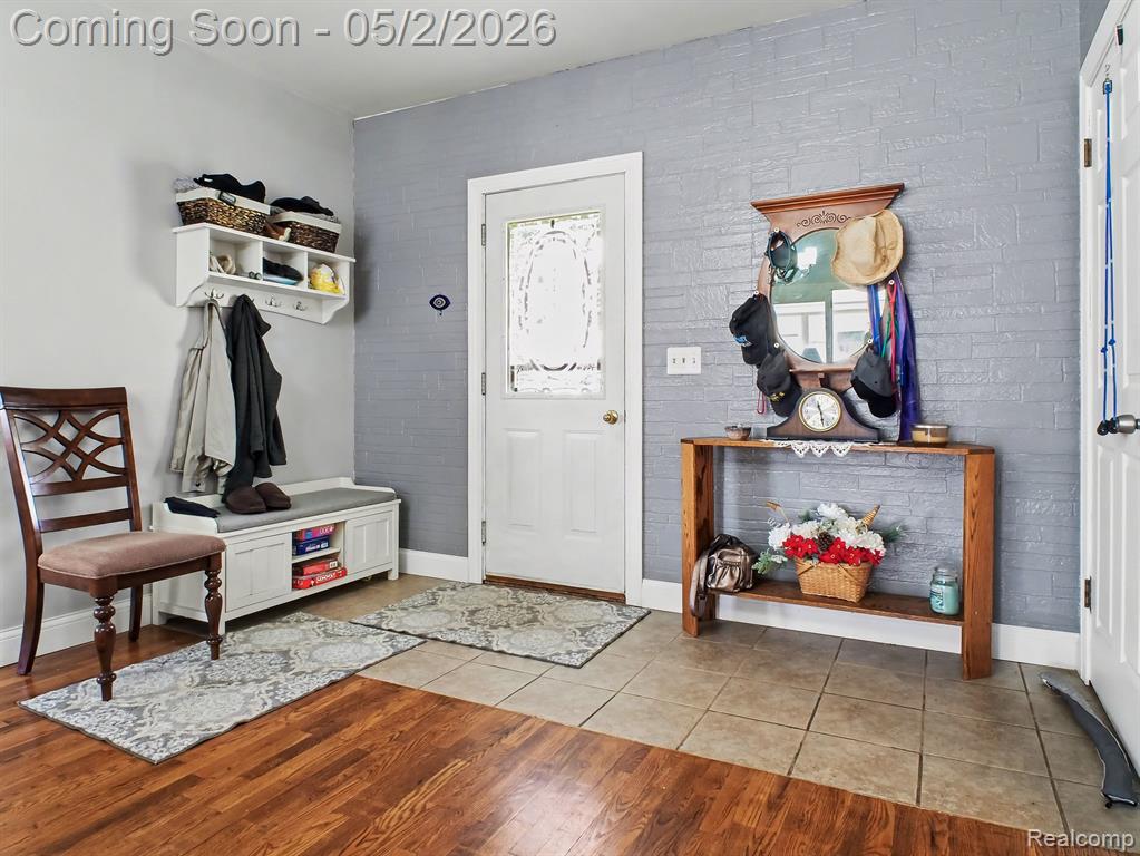 4488 Thorntree Drive, Burton, MI 48509 — Photo 5