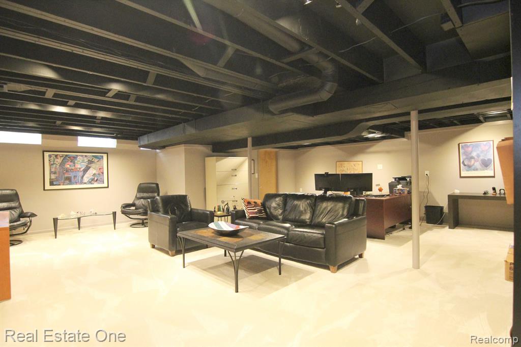 6749 ALDERLEY Way, West Bloomfield, MI — Photo 34