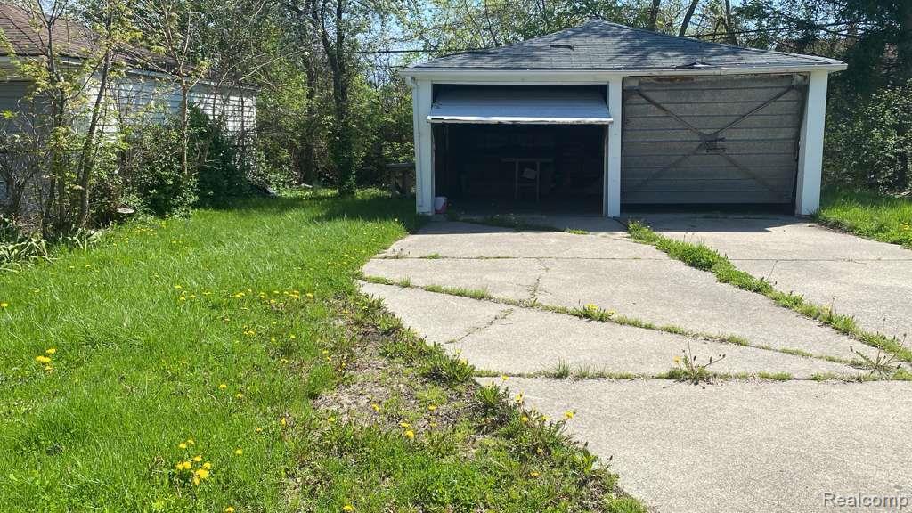 6078 Plainview Avenue, Detroit, MI 48228 — Photo 15