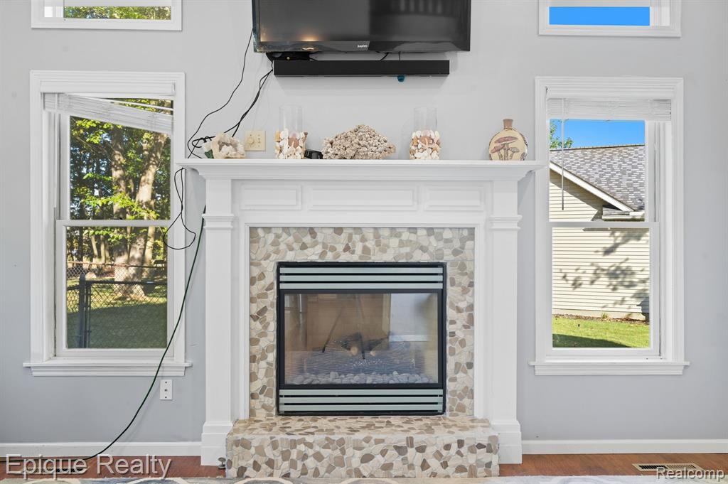 644 Hillside Drive, Corunna, MI 48817 — Photo 7