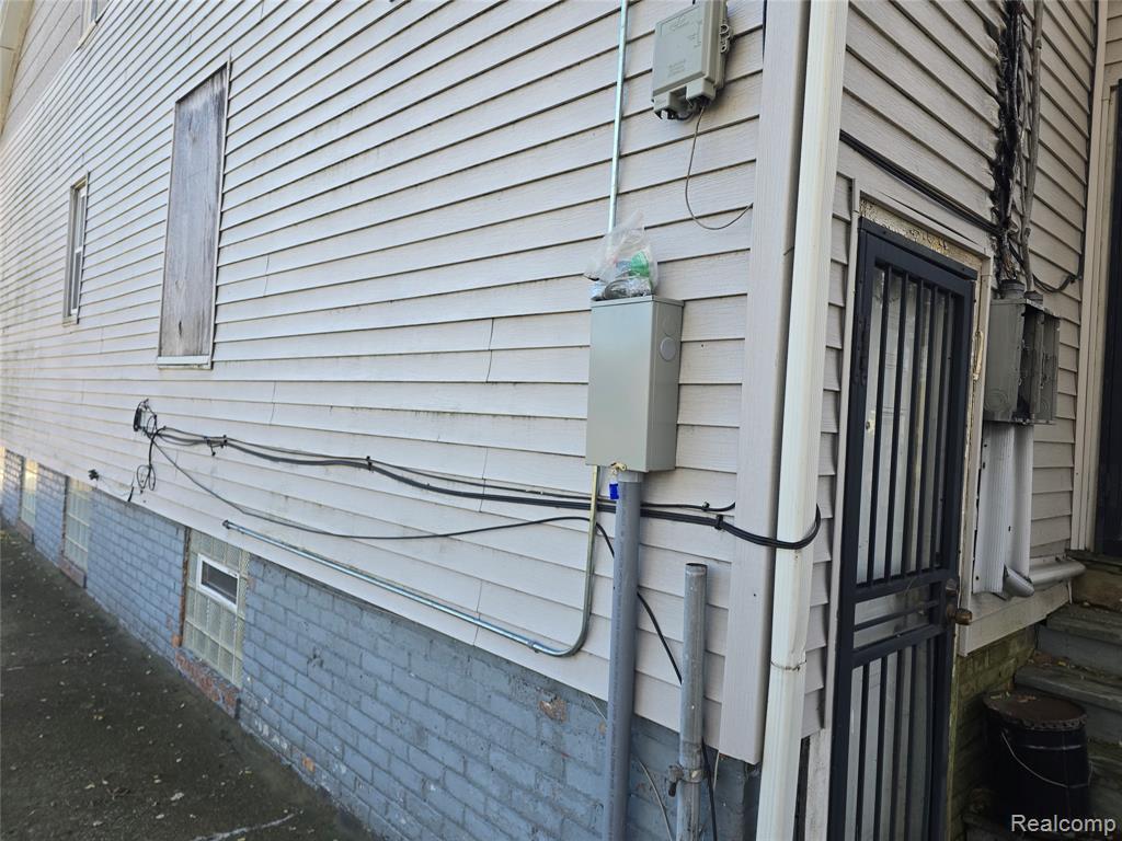 13497 Dwyer Street, Hamtramck, MI 48212 — Photo 5