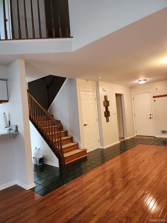 45061 HORSESHOE Circle, Canton, MI 48187 — Photo 10