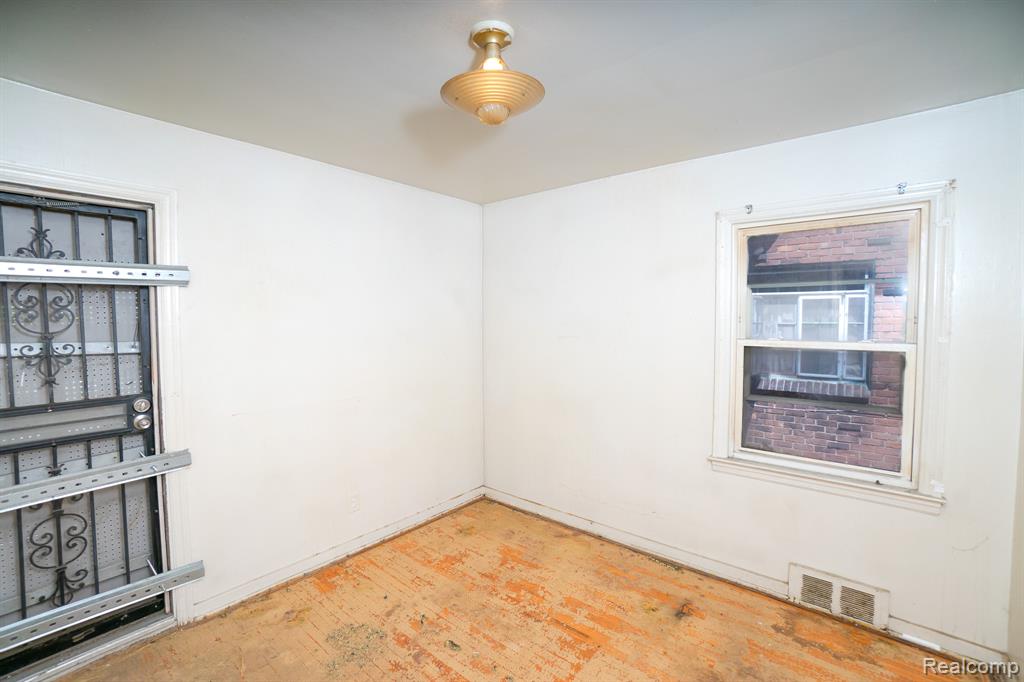 4224 W DAVISON, Detroit, MI 48238 — Photo 10