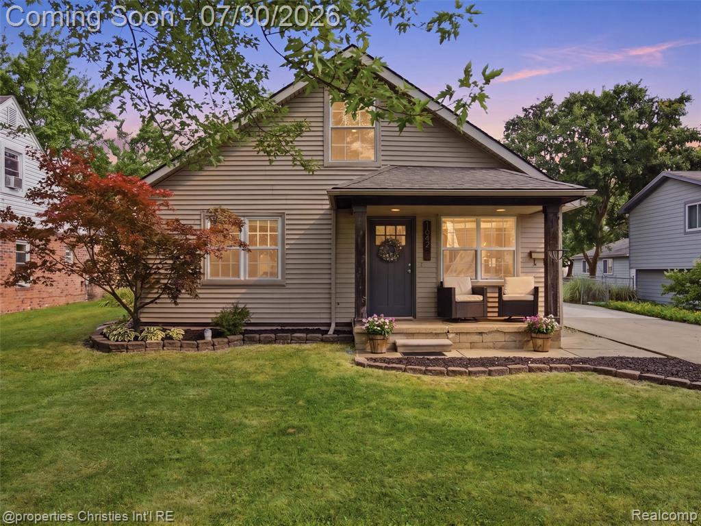 1642 Harvard Road, Berkley, MI 48072