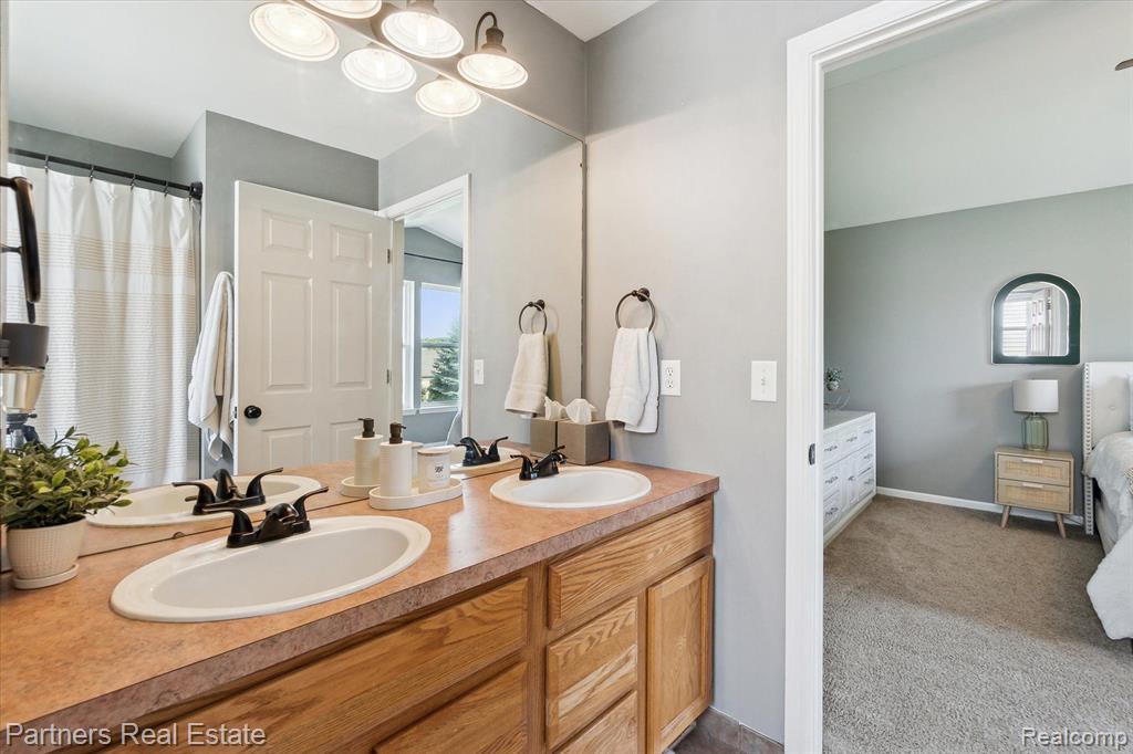 9955 W Avondale Circle, Ypsilanti, MI 48198 — Photo 22