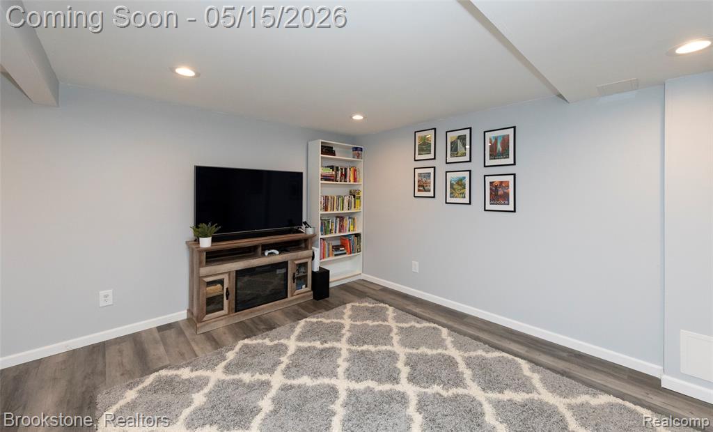 42088 Greenwood, Canton, MI 48187 — Photo 40