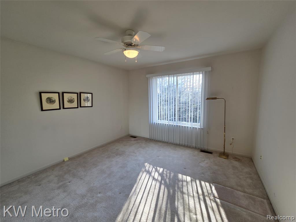 622 Macwilliams Lane, Royal Oak, MI 48067 — Photo 12