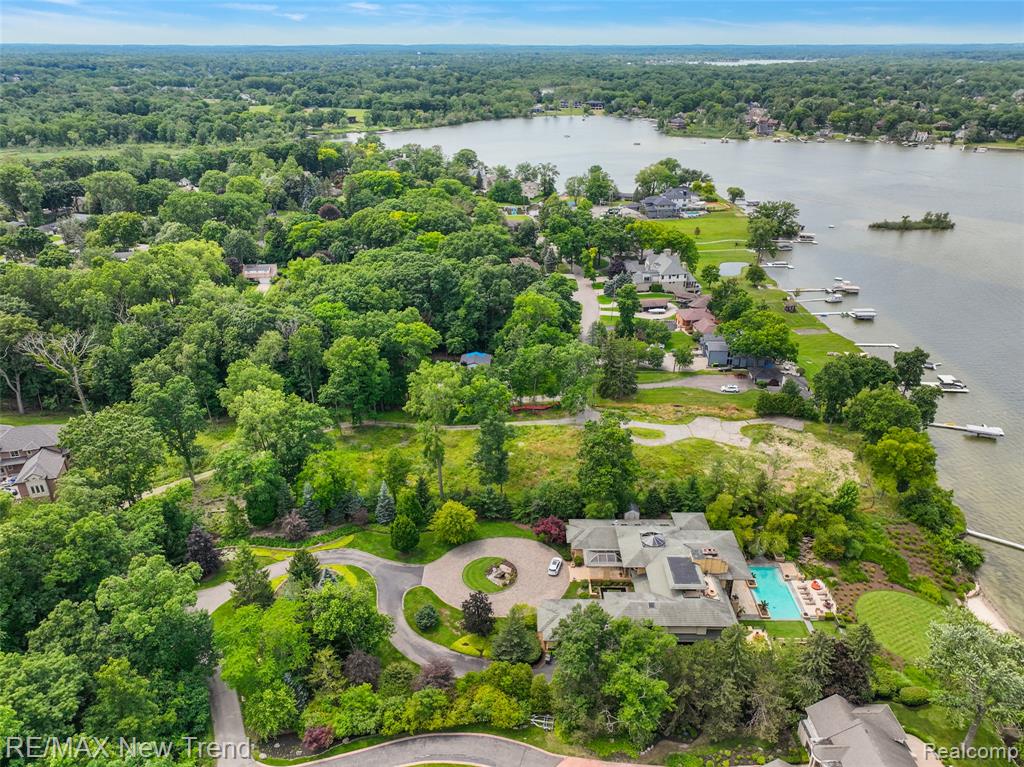 4796 DOW RIDGE Road, Orchard Lake Village, MI 48324 — Photo 24