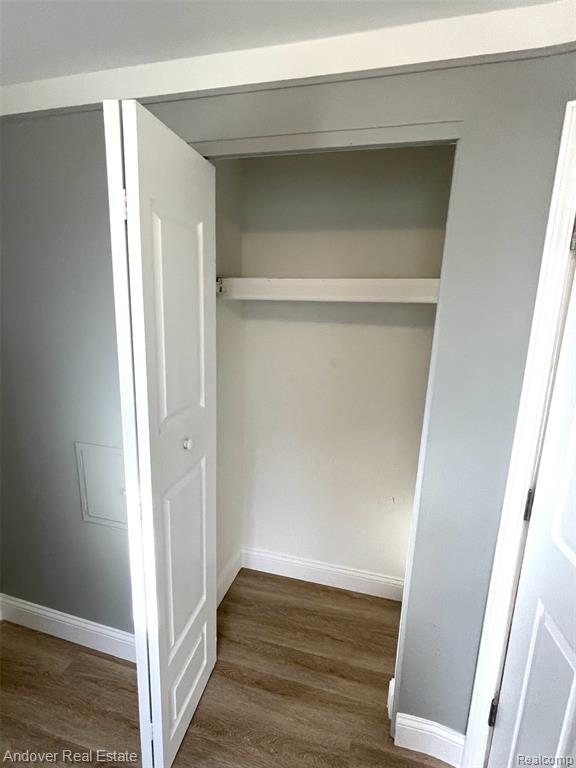 29239 Cambridge Street, Garden City, MI — Photo 13