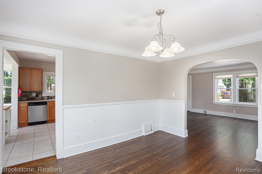 159 Alice Avenue, Bloomfield, MI 48302 — Photo 7