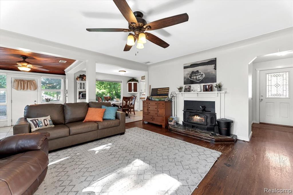 9036 Reeck Road, Allen Park, MI 48101 — Photo 7