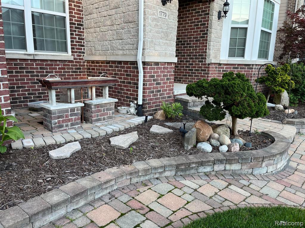 1779 STEEPLECHASE Road, Canton, MI 48188 — Photo 11