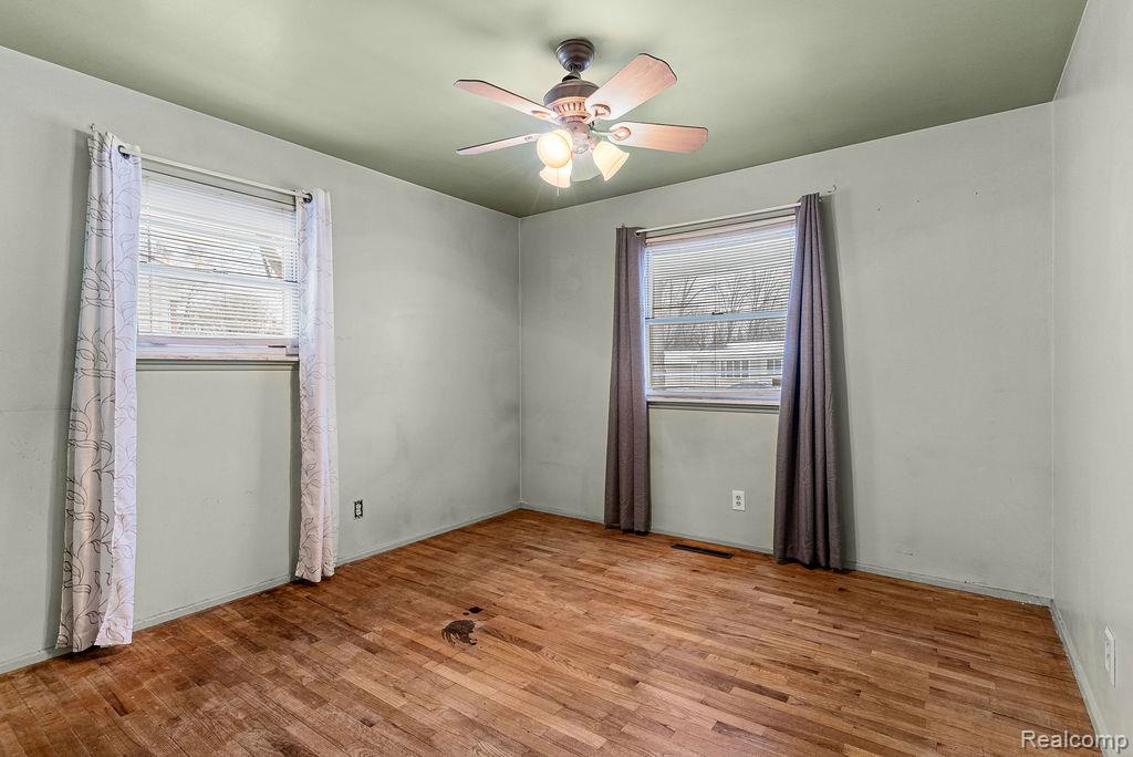 4277 Ashlawn Drive, Flint, MI 48507 — Photo 20