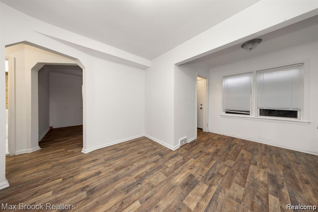 17187 Ferguson Street - Photo 5