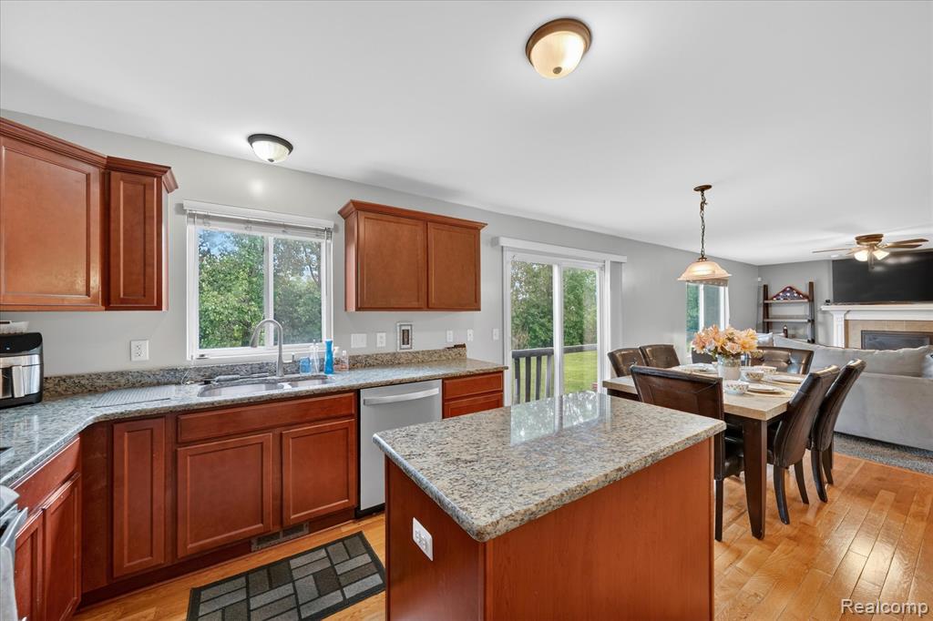 6119 Treetops Drive, Romulus, MI 48174 — Photo 19
