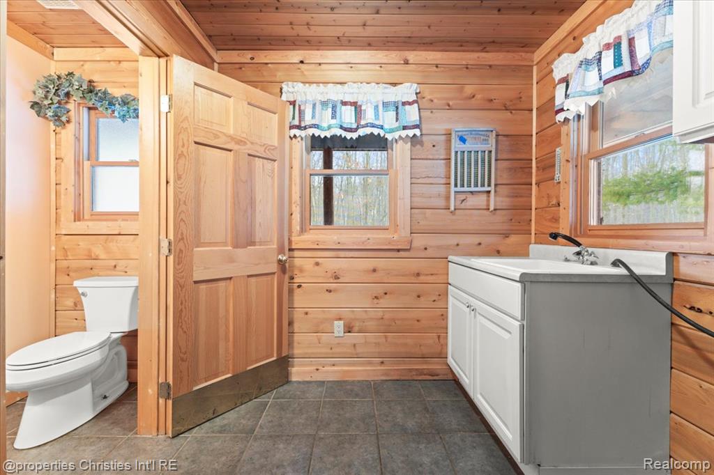 2787 Midway Lane, St. Clair, MI 48079 — Photo 31