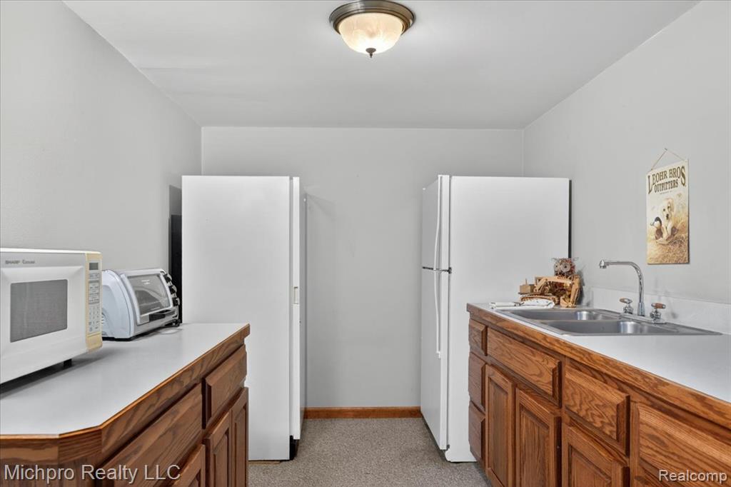 670 Green Creek Lane, Oxford, MI 48371 — Photo 42