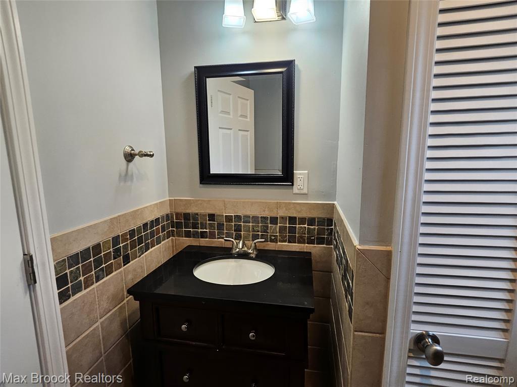 3221 Union Lake Road, Commerce Twp, MI 48382 — Photo 15