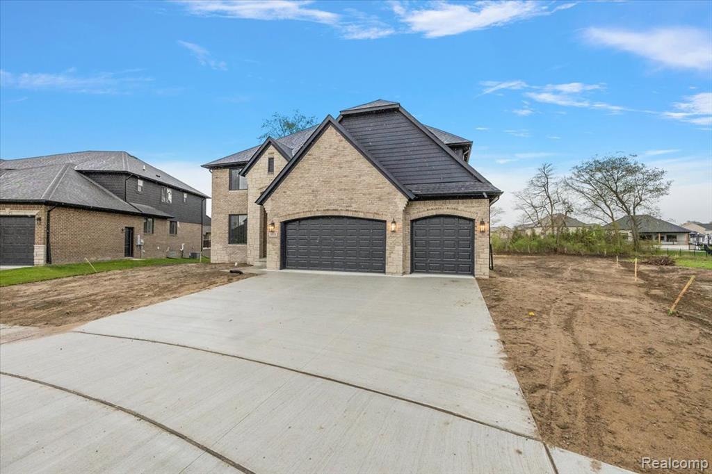 50318 Mistwood Drive, Macomb, MI 48042 — Photo 52