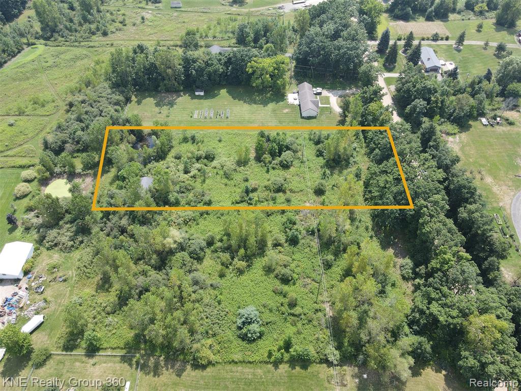 4932 Mack Road, Howell, MI 48855 — Photo 4