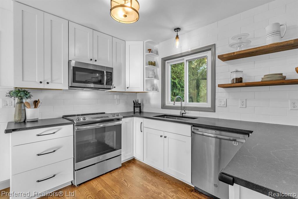 1211 CODY Circle, Saline, MI 48176 — Photo 22