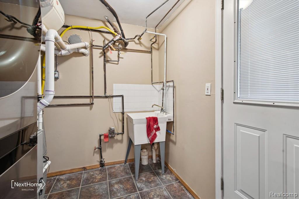 800 GEORGETOWN Street, Canton, MI 48188 — Photo 44