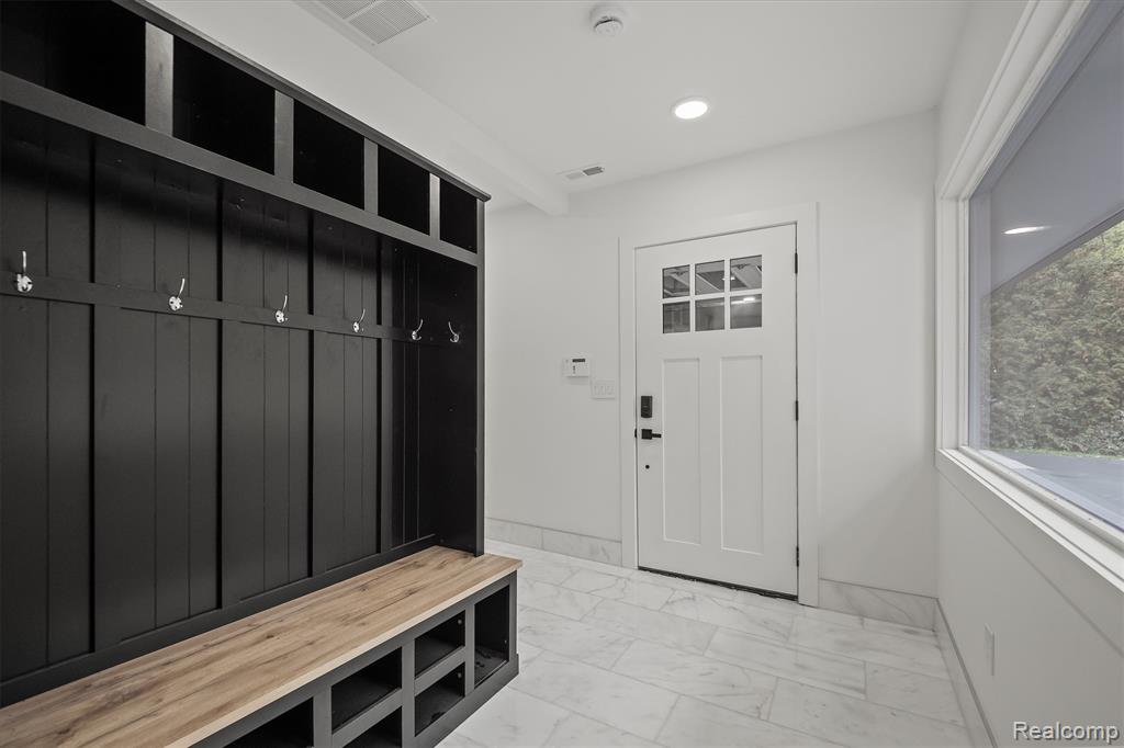 4535 Grindley Court, Bloomfield Hills, MI 48302 — Photo 17